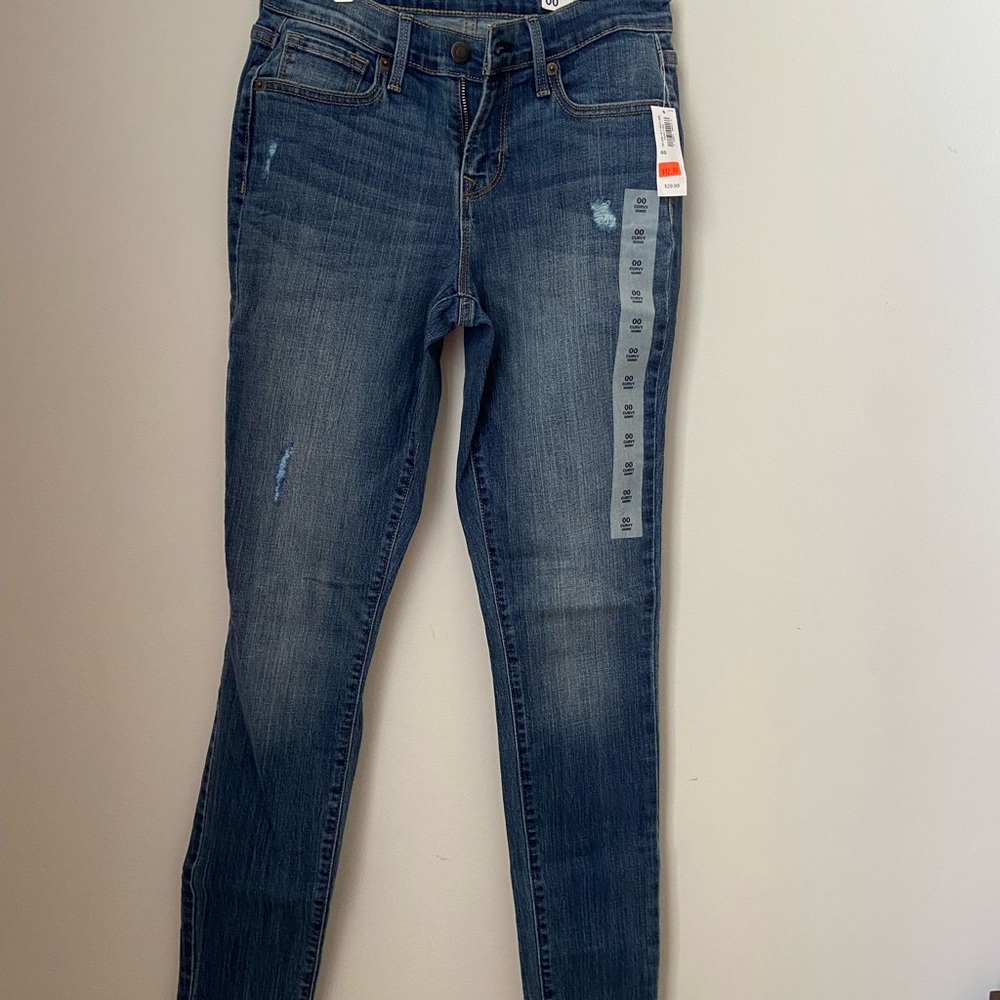 NWT (NEW with tags) Old Navy Women's Curvy Skinny Jeans